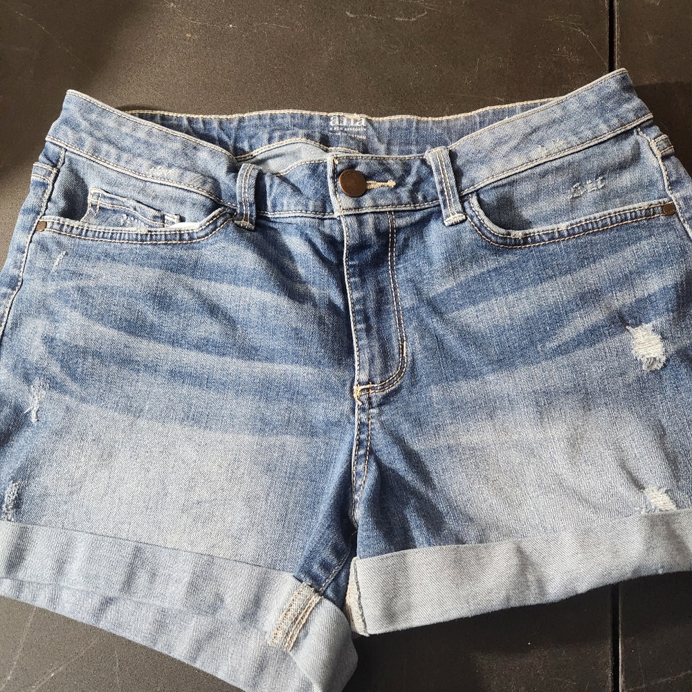 Size 10 Women's shorts